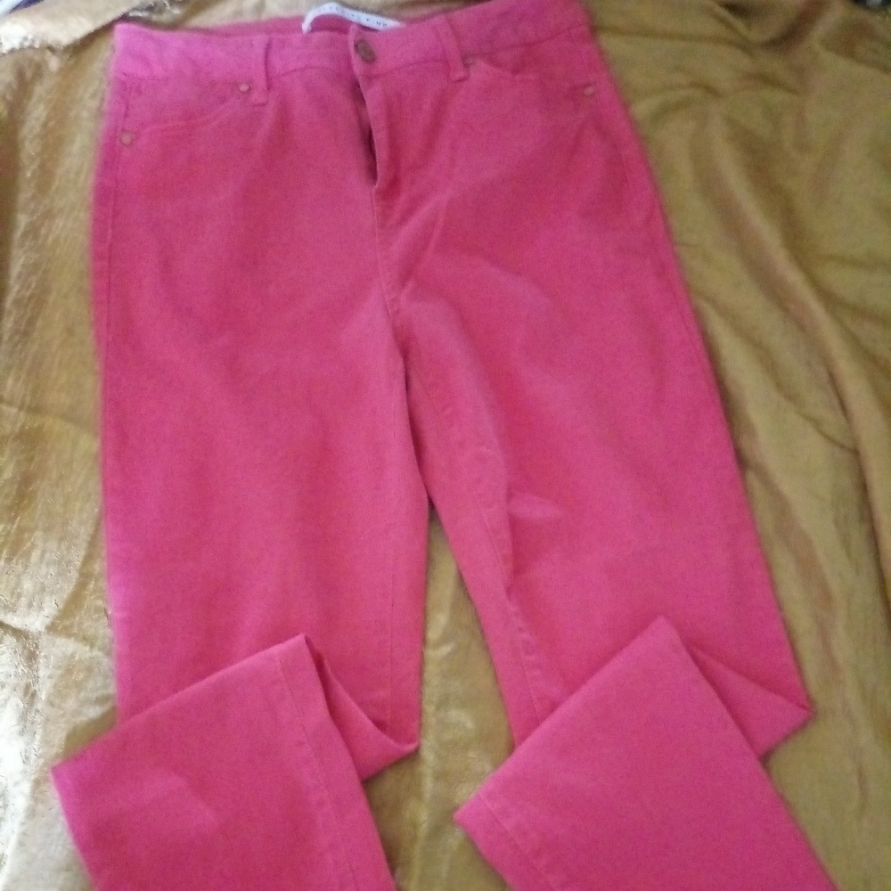Celebrity pink high waisted ankle jeans